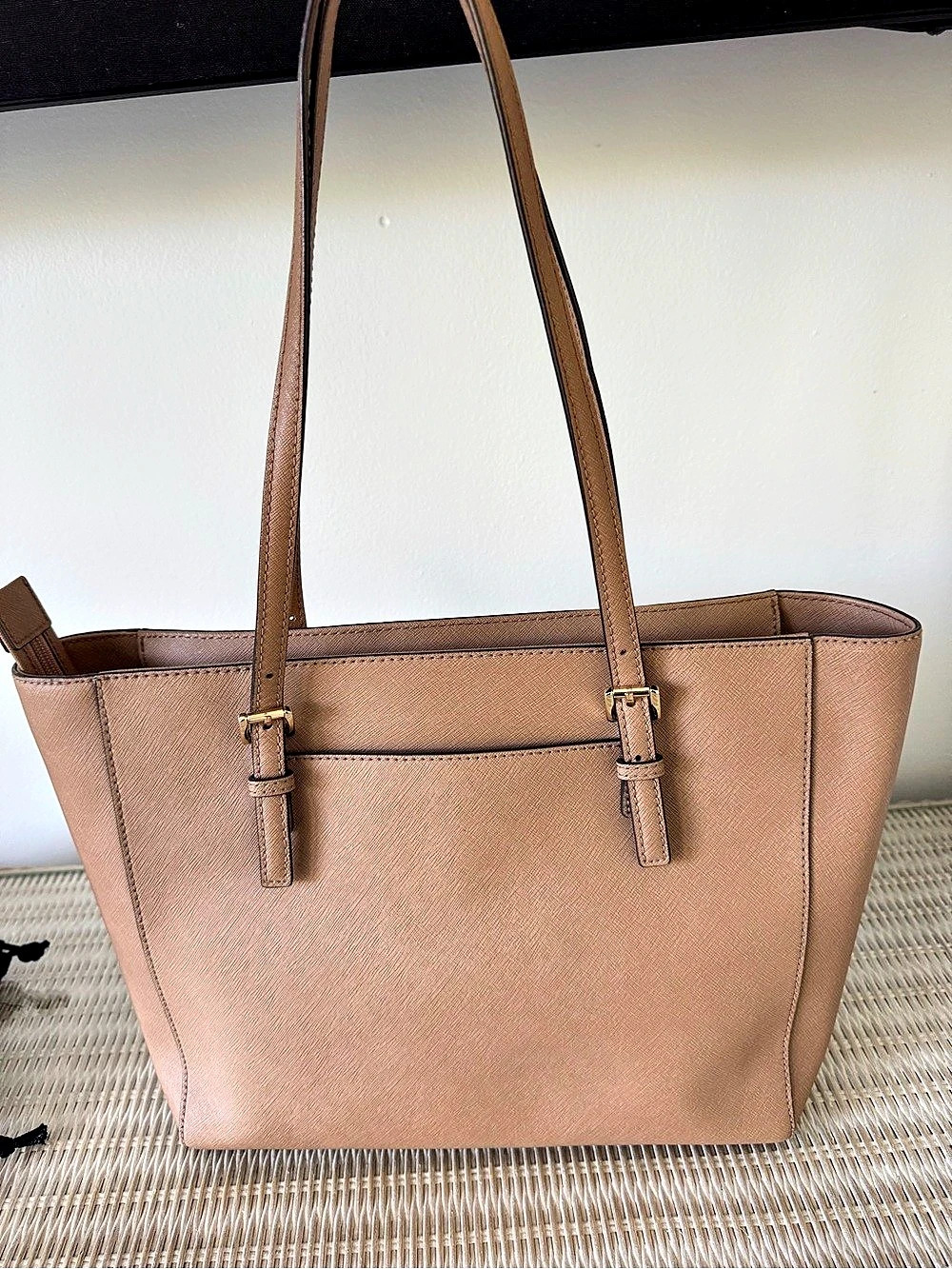 Michael Kors Jet Set Medium Saffiano Leather Top-Zip Tote Bag Brown